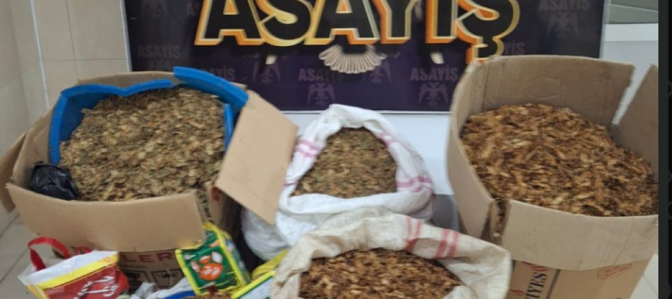 250 kg kıyılmış tütün 7 kg yaş nargile tütünü 4 paket kaçak çay