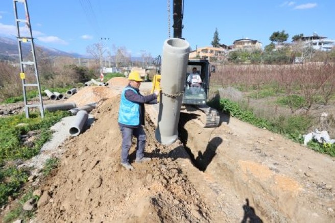KIRIKHAN’DA 13 MAHALLEYE YENİ ALTYAPI