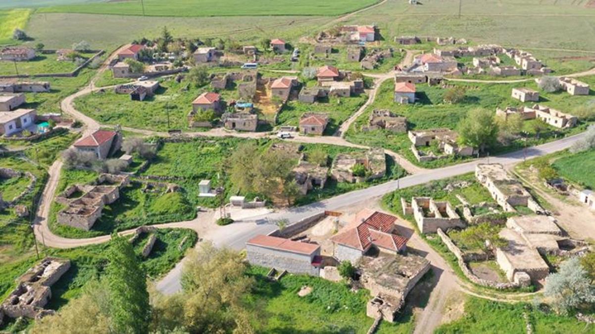 Nevşehir'in bu köyünde yalnızca 10 kişi oy kullanıyor