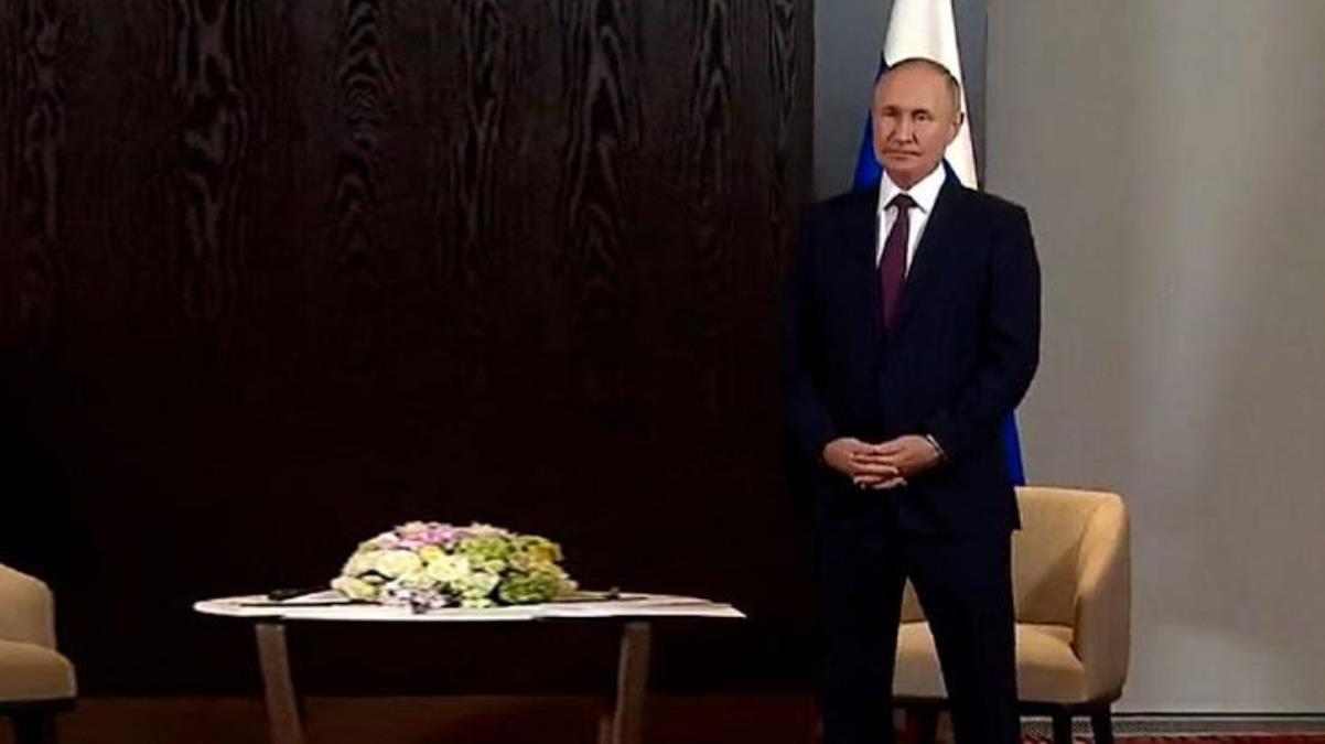Putin'in Cumhurbaşkanı Erdoğan'ı beklerken İbrahim Kalın'ı taklit etmesi görüşmeye damga vurdu
