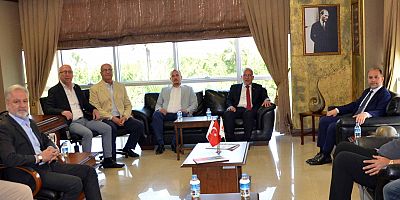 Ak Parti Hatay Milletvekili Özel ve Belediye Başkanı Tosyalı İTSO’yu Ziyaret Etti.