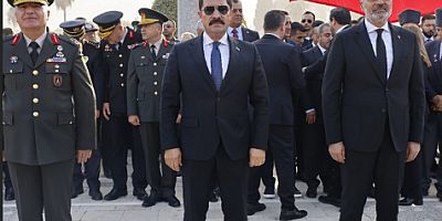 ATATÜRK, HATAY’DA GÖZYAŞLARIYLA ANILD