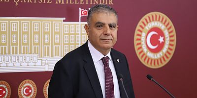 CHP Hatay Milletvekili Mehmet Güzelmansur, deprem bölgesinde elektrik, doğalgaz ve su faturalarının yıl sonuna kadar devlet tarafından karşılanması için Kanun Teklifi verdi.
