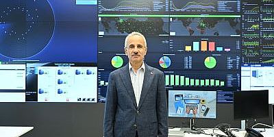 DİJİTAL TÜRKİYE'NİN KAPISI ‘e-DEVLET’ 15 YAŞINDA TOGG’LAR ÜZERİNDEN DE e-DEVLET KAPISI’NA 212 BİN 684 KEZ GİRİŞ YAPILDI”