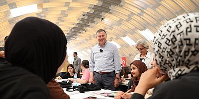 HATAY BÜYÜKŞEHİR BELEDİYESİ’NDEN ÇOCUKLARA EĞİTİM DESTEĞİ “DESTEK EĞİTİM MERKEZİ’NE” İLGİ YOĞUN