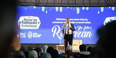 HAYATİ İNANÇ, İSKENDERUN’DA SEVENLERİYLE BULUŞTU