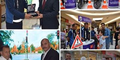HBB Genel Sekreter Yardımcısı ve Zabıta Daire Başkanı Gökhan Yıldırım, plaket töreninde
