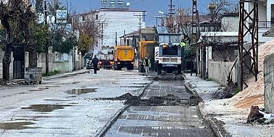 HBB KIRIKHAN’DAKİ ASFALT ÇALIŞMALARINI SÜRDÜRÜYOR