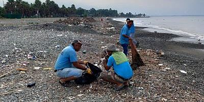 HBB, YEŞİL ALANLARI VE SAHİLLERİ TEMİZLİYOR 