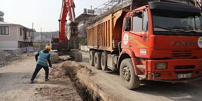 SAMANDAĞ TEKEBAŞI GRUP İÇME SUYU PROJESİ YÜZDE 83 SEVİYESİNE ULAŞTI