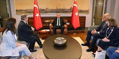 ürkiye-Avusturya Bilimsel Diyalog Yılı kapsamında Cumhurbaşkanımız Sn. Recep Tayyip Erdoğan'ın kabul ettiği Viyana Eyalet ve Belediye Başkanı Sn. Michael Ludwig ile bir araya geldik.