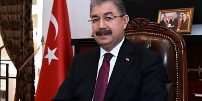 VALİ DR. ERDİNÇ YILMAZ’IN 19 MAYIS ATATÜRK'Ü ANMA, GENÇLİK VE SPOR  BAYRAMI MESAJI Gururla ve şerefle yaşıyoruz bugünü, Dünyaya yayılmıştır Türk’ün şanlı ünü!