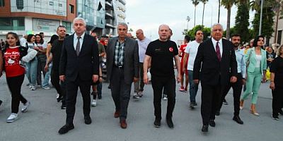 YÜKSELİŞ KOLEJİ’NDEN 19 MAYIS’A YAKIŞAN GÖRKEMLİ FENER ALAYI